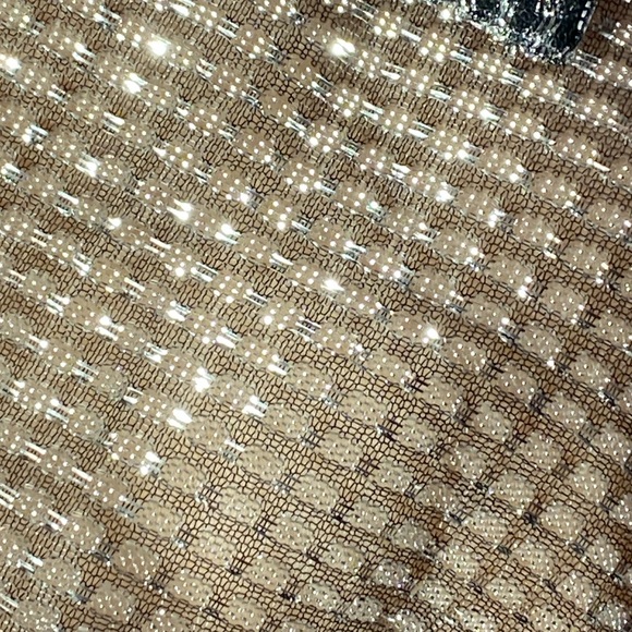 INCERUN - NWT - top: sheer black & silver l/s w collar and button cuffs - L - Picture 12 of 16